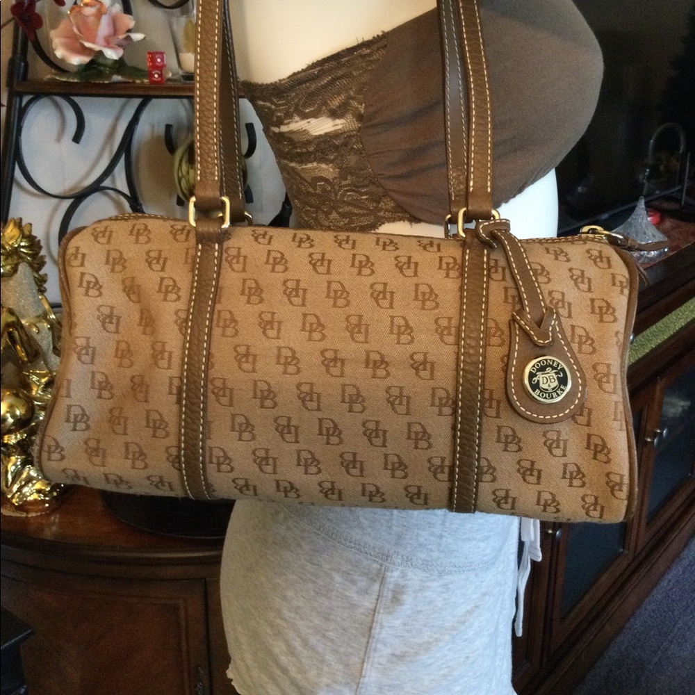 Dooney & Bourke